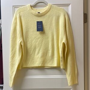 Target - Universal Threads Butter Yellow Sweater
